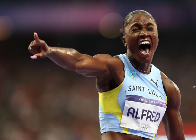 1723627119875097398.jpg 巴黎奥运会丨田径——女子100米:圣卢西亚选手阿尔弗雷德夺冠XxjpseC008695_20240804_MVPFN0A001.jpg