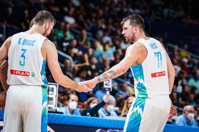 1663053499348024684.jpg 931-GNdvKky30zLa8Wpssw.jpg