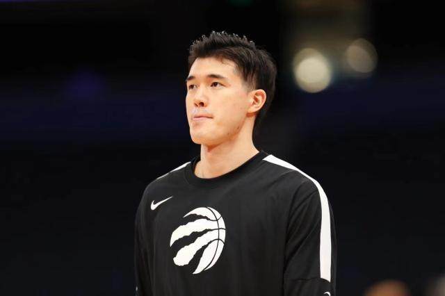 MKSPORT-猛龙侧翼位置竞争激烈 5抢3渡边雄太能否上岸？