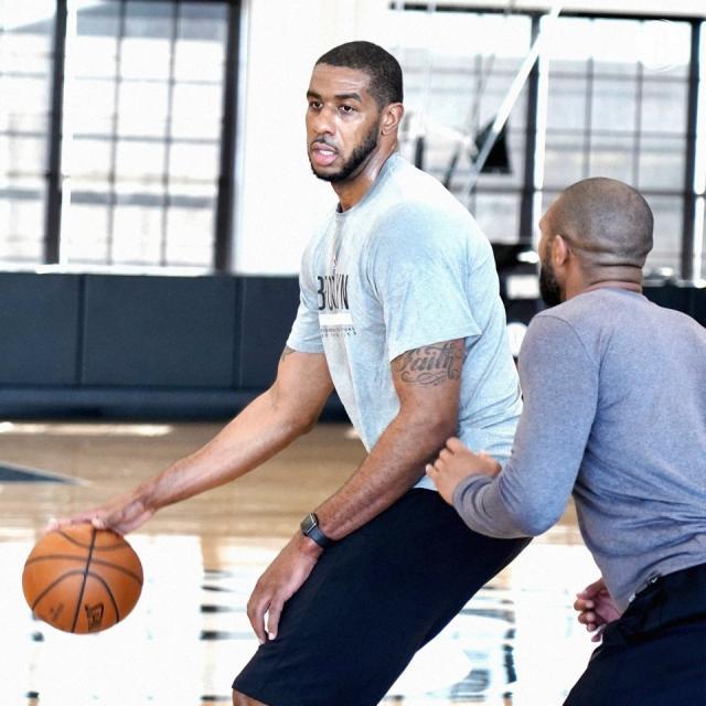 MK体育-抢首发阿德绝不怂！不当全明星愿当3D中锋