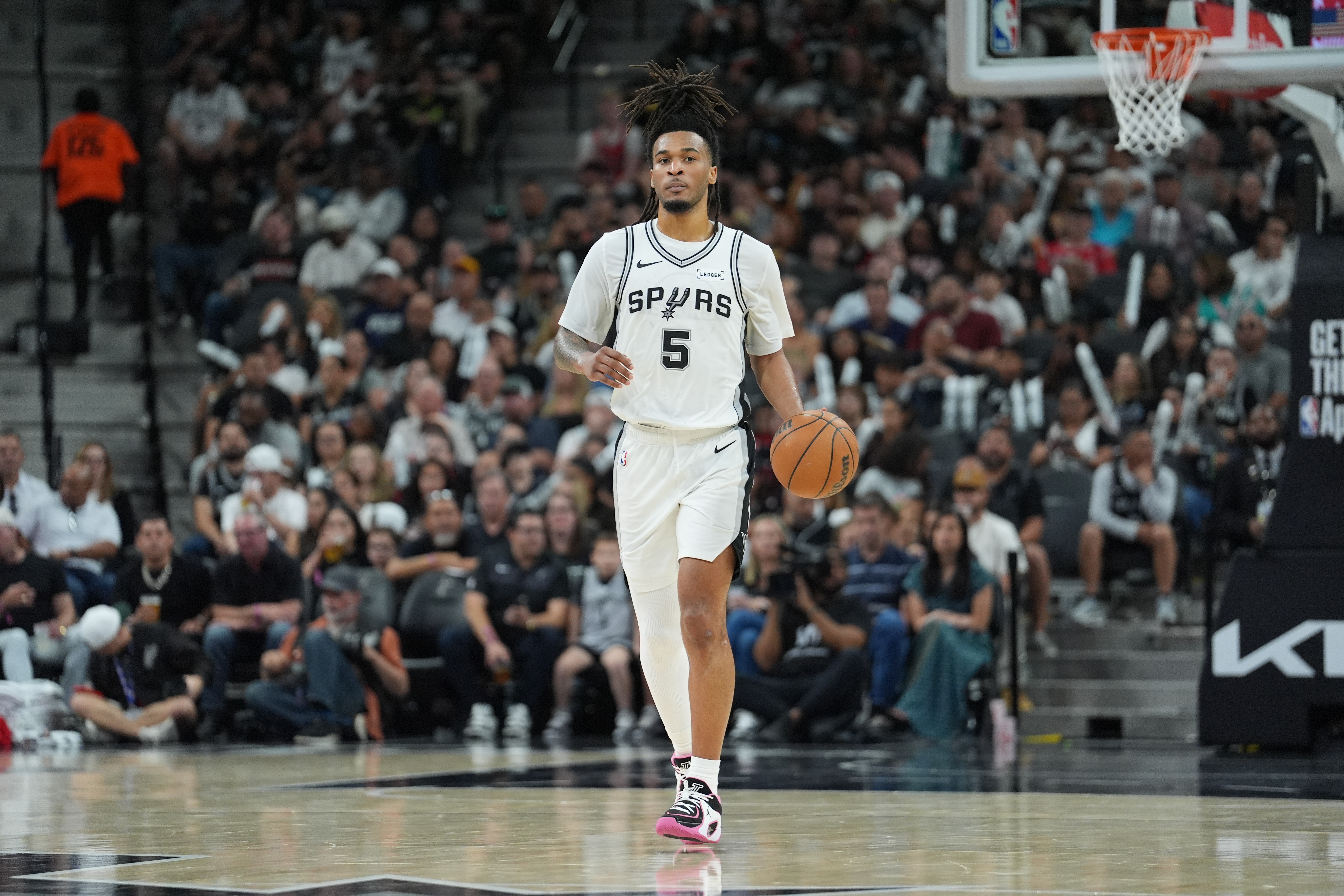 MKSPORT-米奇：卡斯尔今日可出战 文班&amp;科内特缺阵 普拉姆利首发